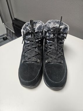 Black Faux Fur Trim Winter Boots